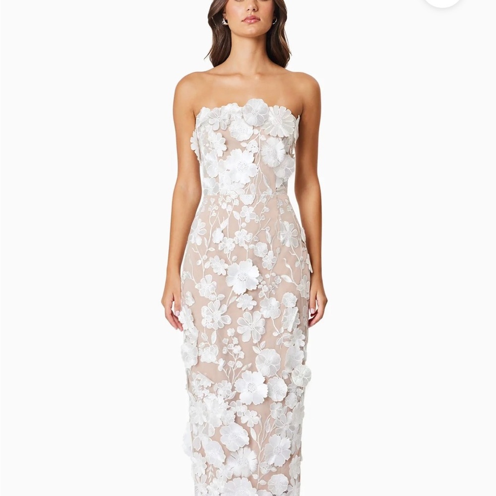Elliatt Helena Strapless Midi Dress